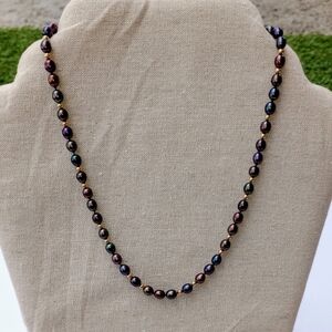 Dark pearls Necklace/choker